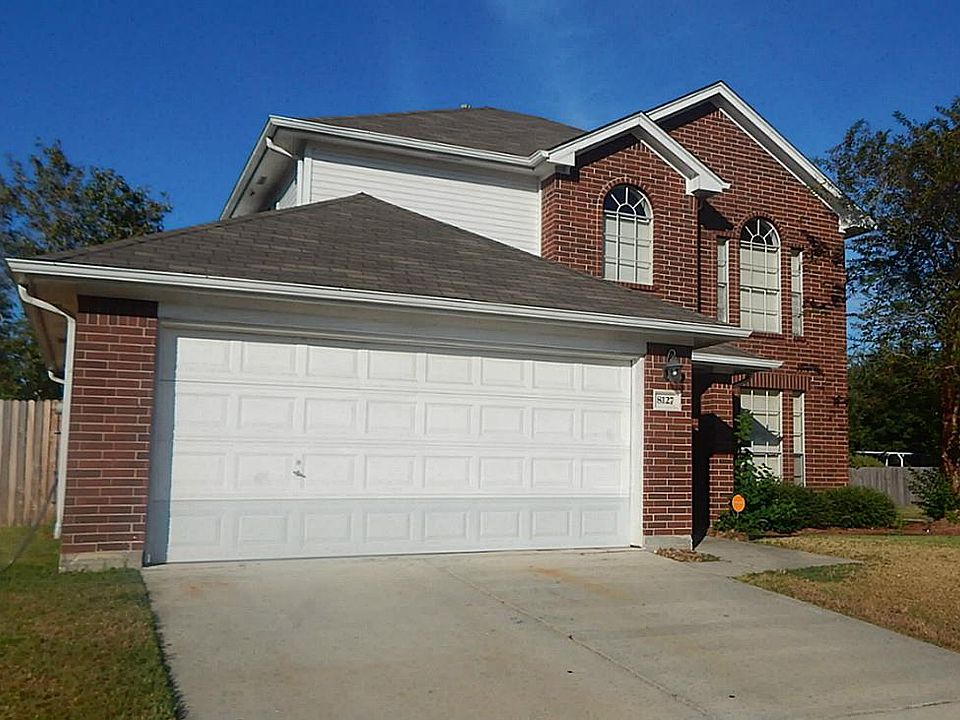 1st image of 8127 Berkely Ct