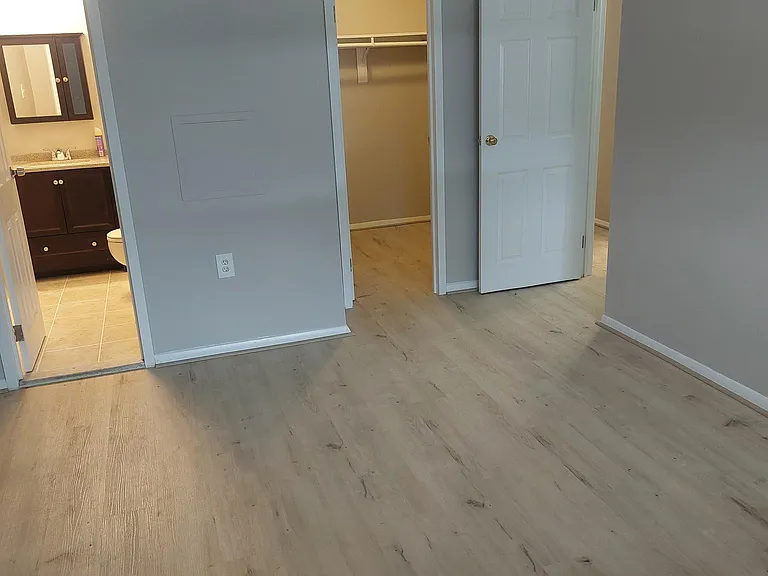 18622 Walkers Choice Rd #6 — Photo 23