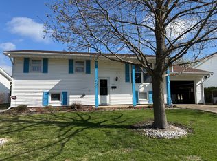 1513 Gates Dr, Rantoul, IL