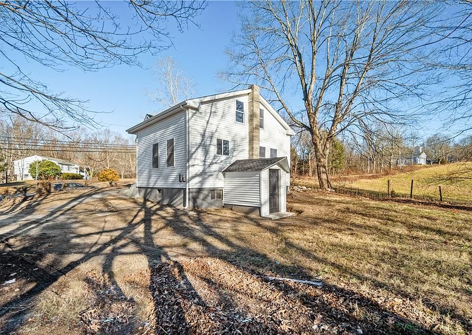 135 Halls Hill Rd, Killingly, CT 06239 Zillow