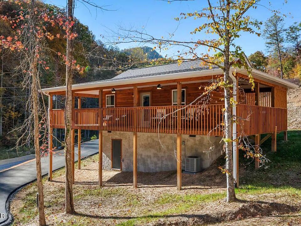 1st image of 2109 Bluff Ridge Rd