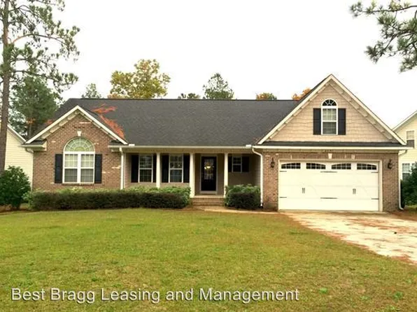 439 Orchard Falls Dr, Spring Lake, NC 28390