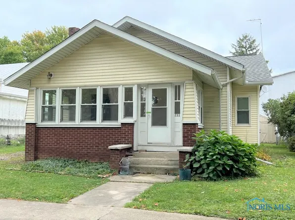 211 S 8th St, Upper Sandusky, OH 43351