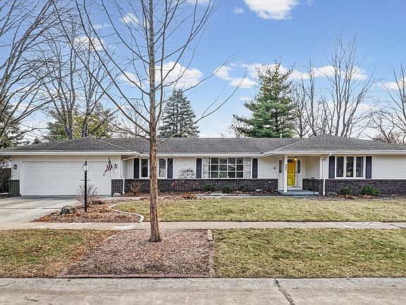 2nd image of 901 Kent Dr