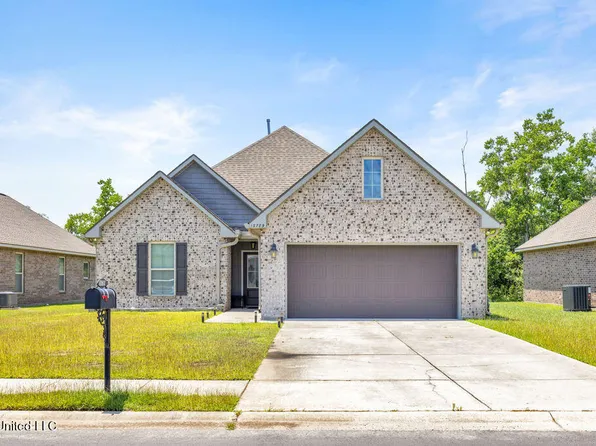 16789 Desmare St, Gulfport, MS 39503