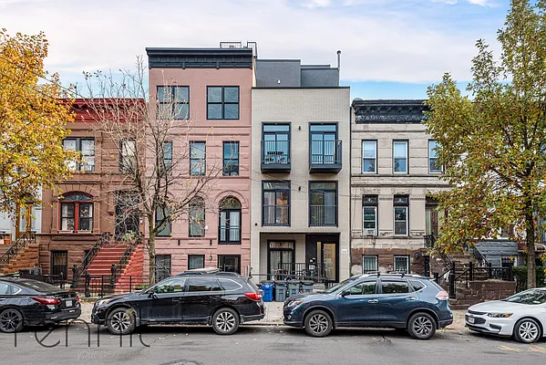 Rented by Rennit Inc. | media 54