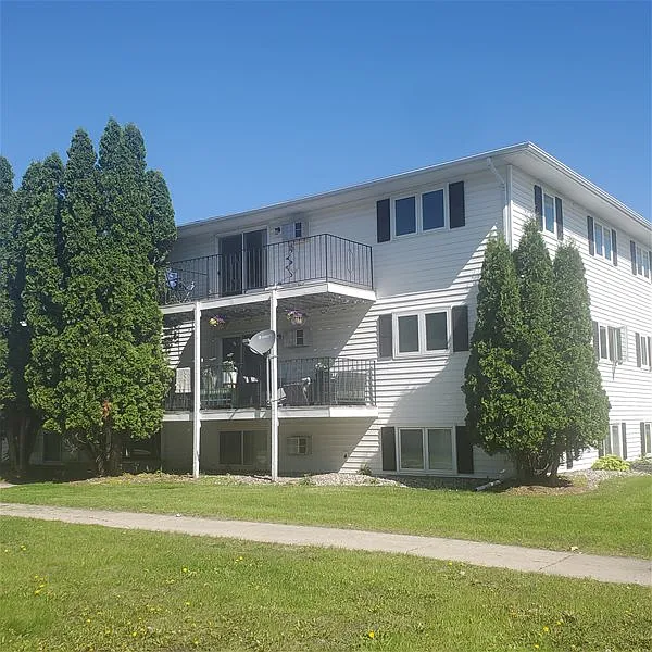 Building Photo 3