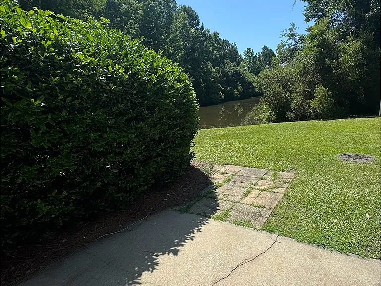 160H Willow Creek Blvd #1 — Photo 7