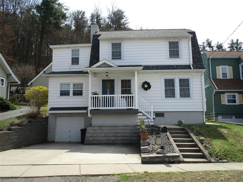 1st image of 428 Church St