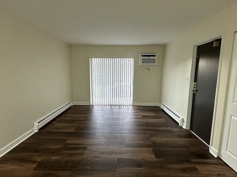 705 Court Of Spruce — Photo 5