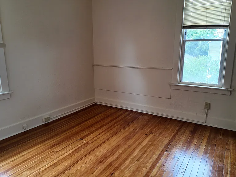 85 Thomas St #2 — Photo 10