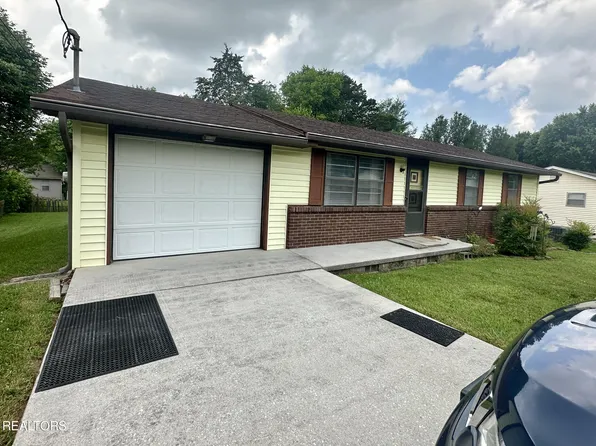 7129 Meadowbrook Cir, Knoxville, TN 37918