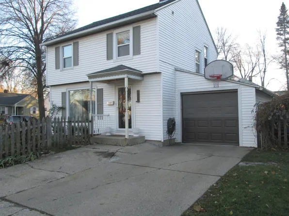 891 7th St, Green Bay, WI 54304