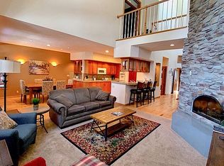 57054 Peppermill Cir #28-D, Sunriver, OR 97707