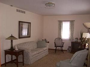 2nd image of 701 Woodys Ln