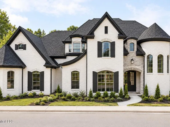 25 Honey Suckle Cv, Holly Springs, MS 38635