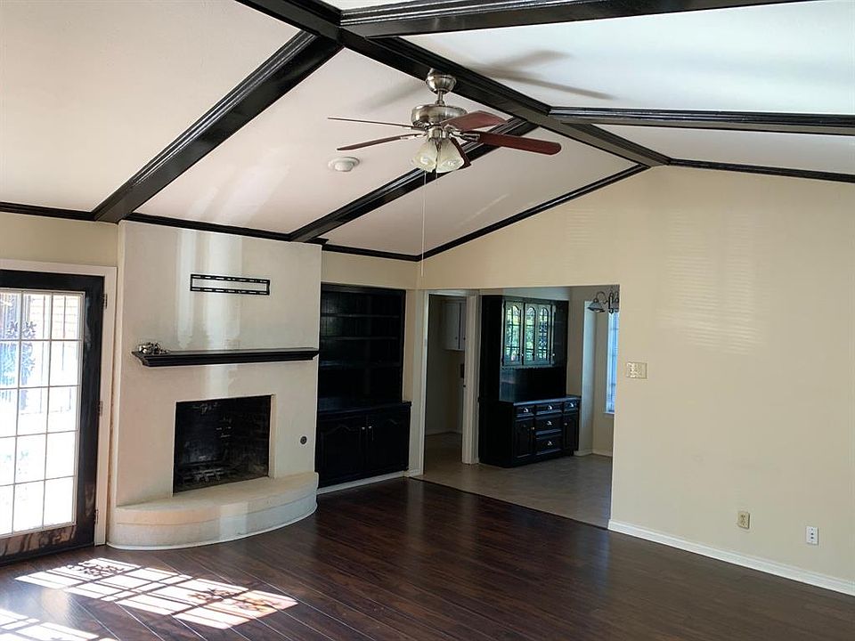 2nd image of 2754 Meadow Dawn Ln
