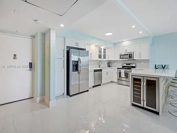 2nd image of 19370 Collins Ave APT 1121