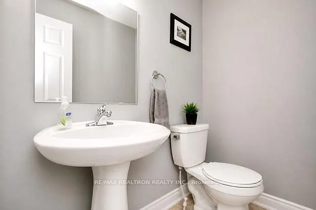 100 Sun King Cres — Photo 16