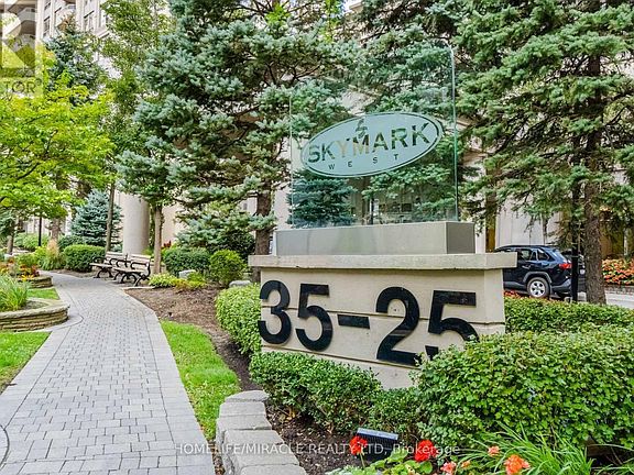 5th image of 35 Kingsbridge Garden Cir #803