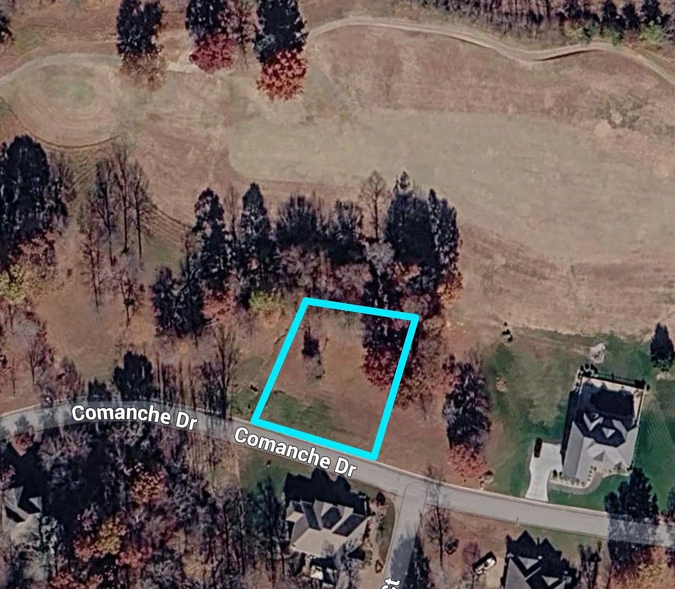 8 Comanche Dr