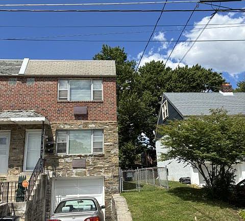 2nd image of 1729 Chandler St