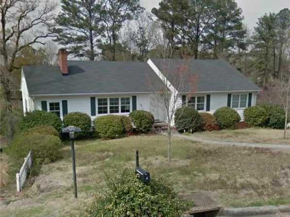 5 Sycamore Ln, Tuscaloosa, AL 35405