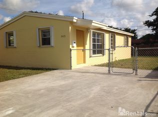1621 N 71st Ave, Hollywood, FL 33024