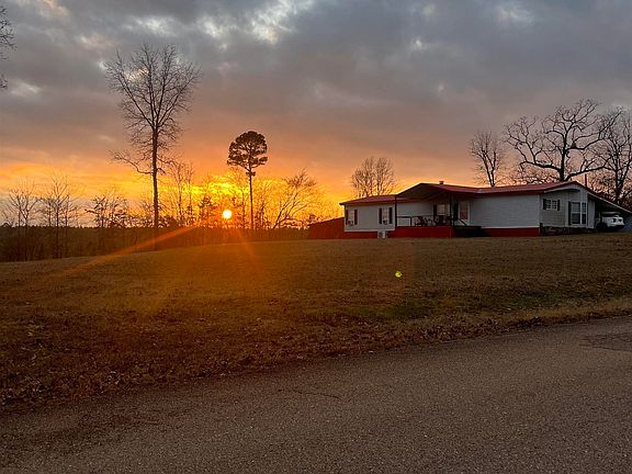 2nd image of 373 Beacon Hill Rd