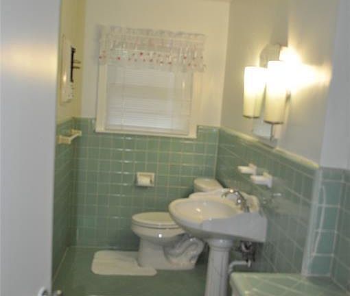 3rd image of 1506 Smith St #A