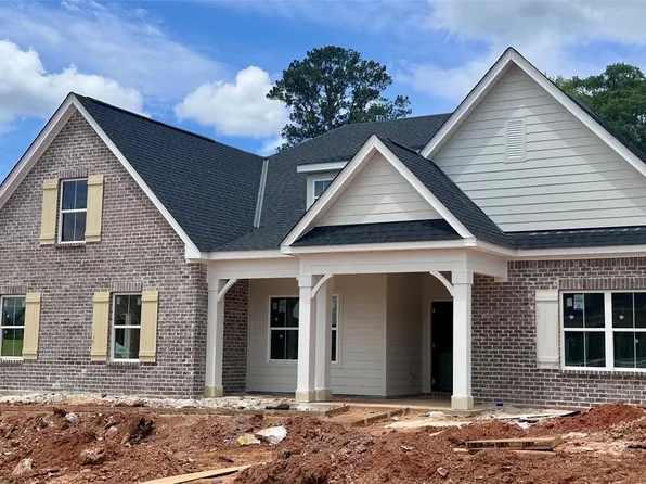 1033 Sunfield Dr, Prattville, AL 36066