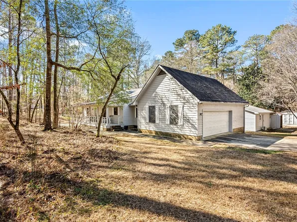 8132 Lightfoot Ct, Auburn, AL 36830