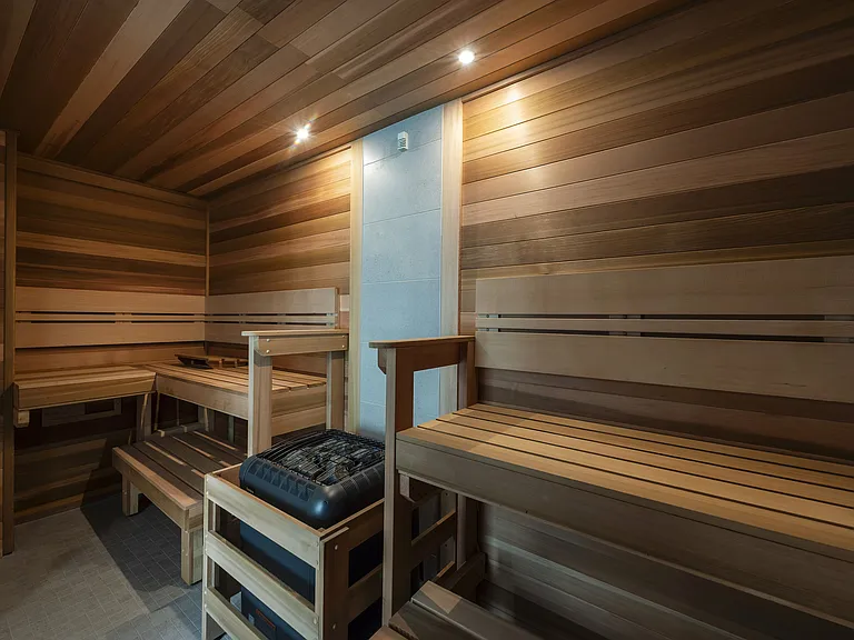 Dry Sauna