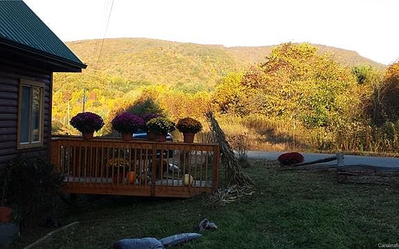 5th image of 246 Fall Creek Meadows Ln