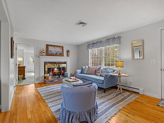 4th image of 75 Trout Brook Road