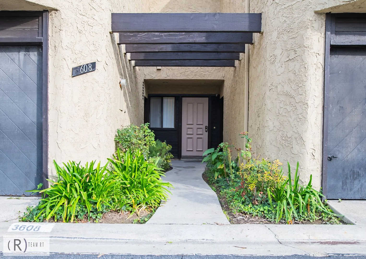 Remodeled 3-Bedroom Home in Woodside Park with Pool & Rowland Unified Schools ! — Photo 1