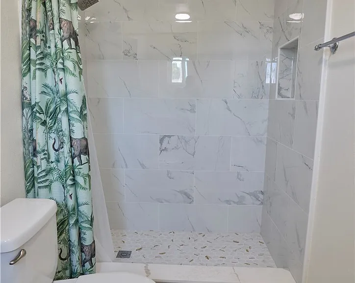 170 E Floral Dr — Photo 7