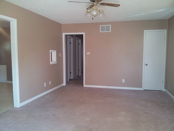 2nd image of 2523 W Crawford Ave