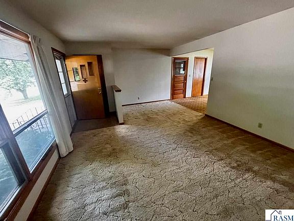 2nd image of 505 Saint Julien St