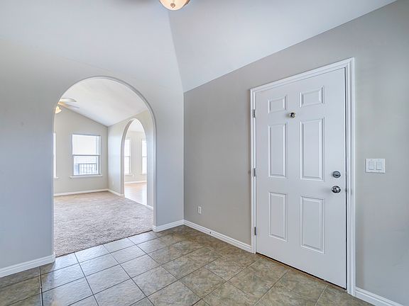 5th image of 4239 N Chestnut Oak Dr