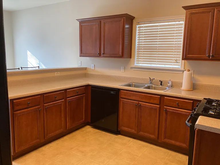 2795 Gatewater Ct — Photo 6