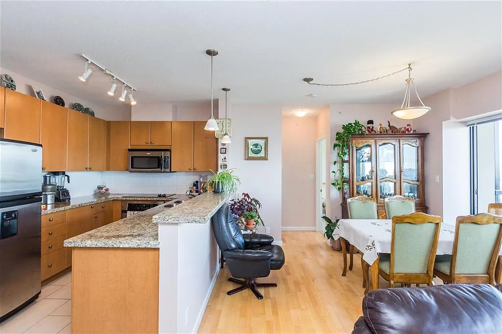 15 E Royal Ave #1004 photo 1