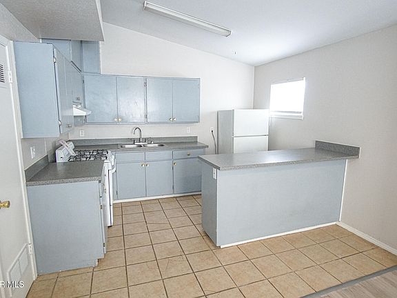 5th image of 3403 Pershing Dr APT 5