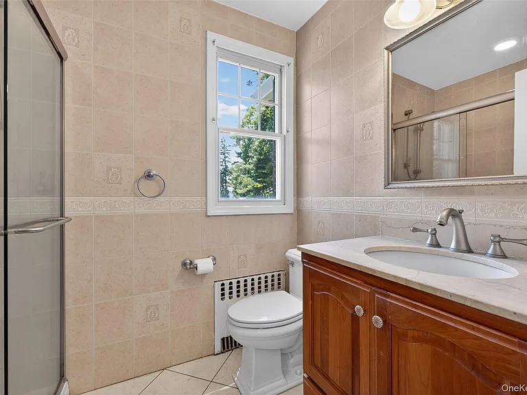 90 Mackey Ave — Photo 14