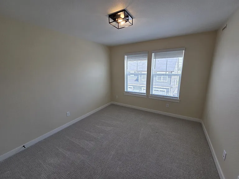 184 Ash Cir — Photo 20