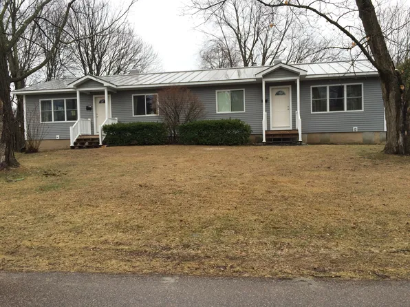 26 Gilbert St, South Burlington, VT 05403