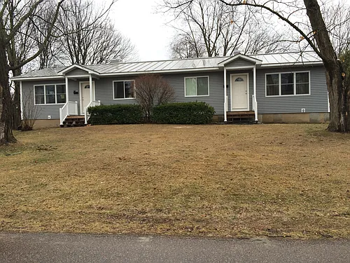 26 Gilbert St Photo 1
