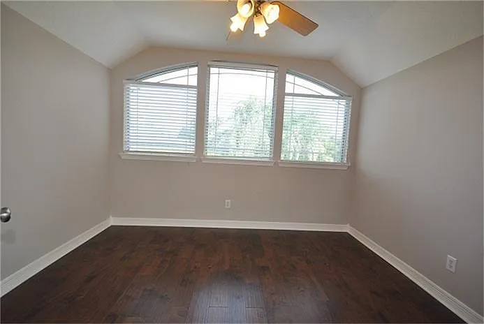 5710 Cielio Bay Ct — Photo 25