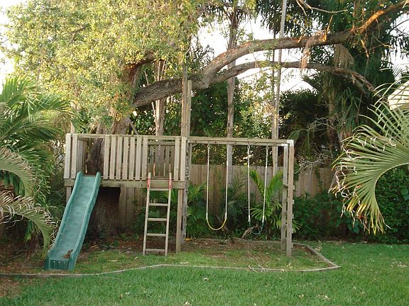 Custom Built Tree House 
