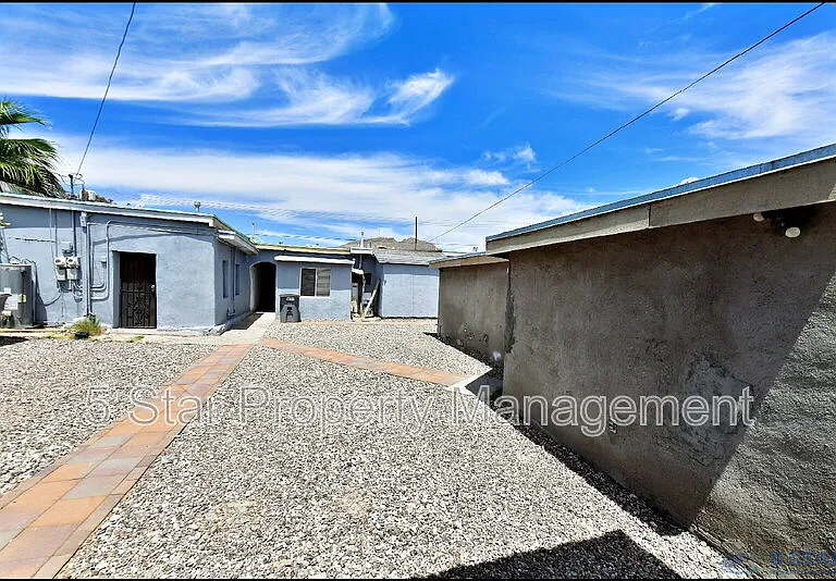 1908B Olive Ave — Photo 25